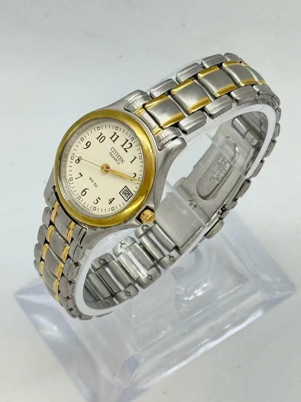 Vintage Citizen Women’s Quartz Two Tone Watch Cream Dial Date New Battery Runs